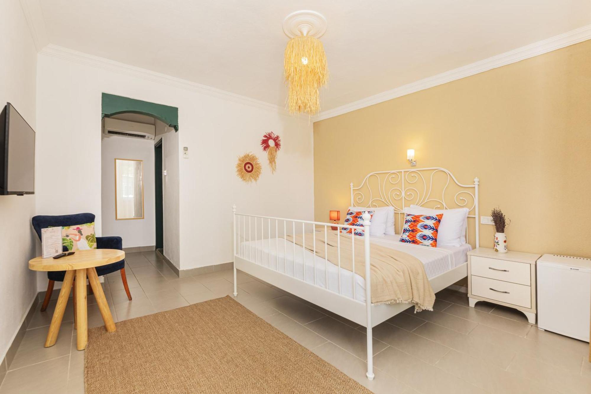 Kiraz Hotel