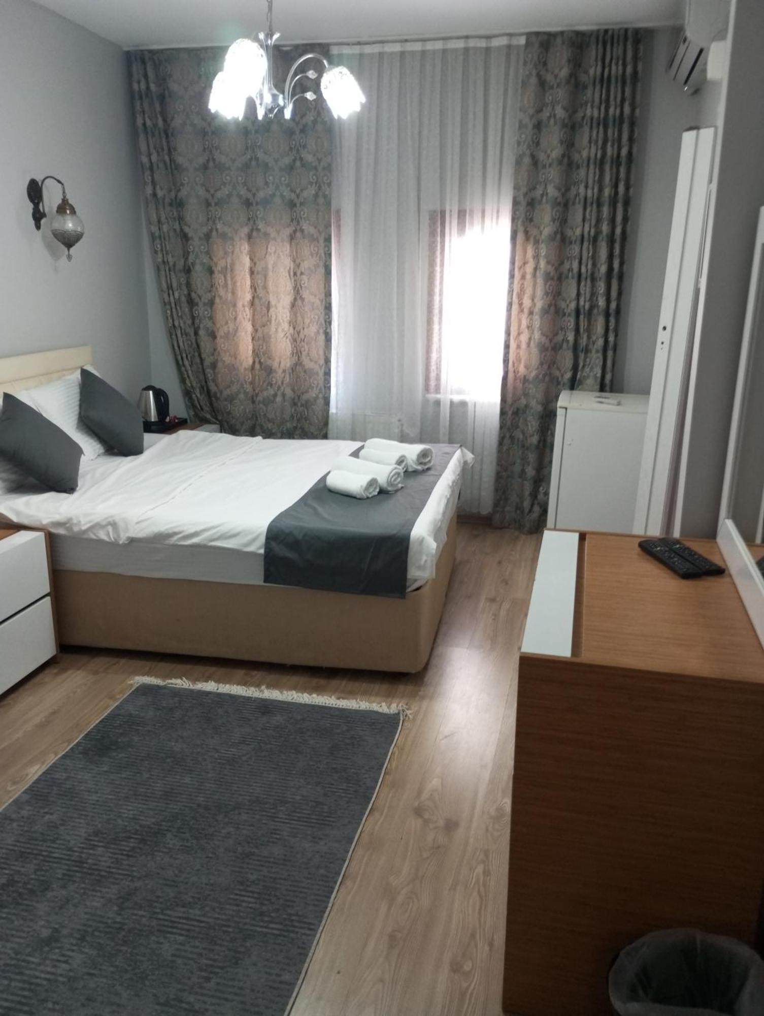 Rose Bouquets Hotel Istanbul