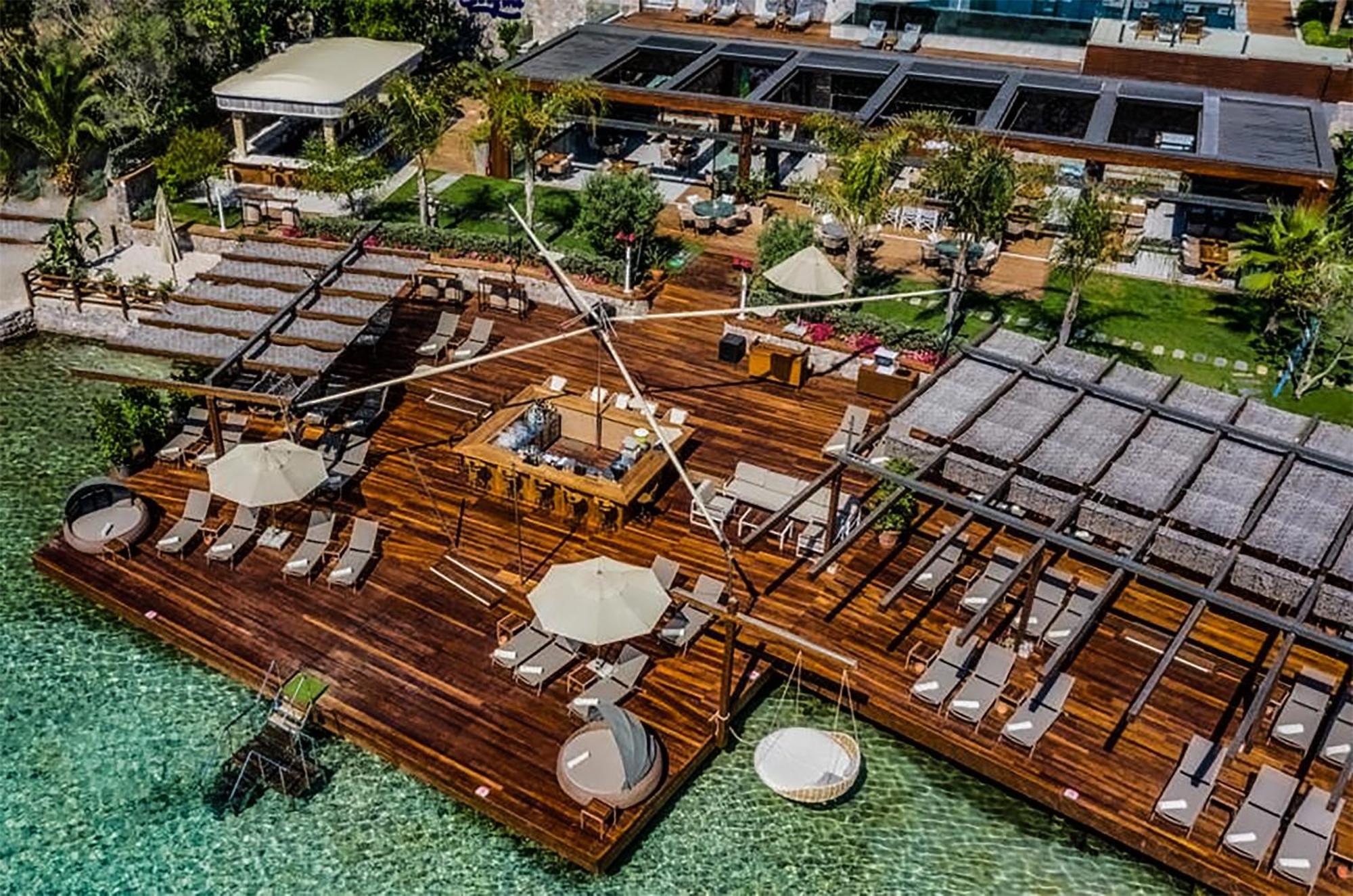 Mare Deluxe Residences & Hotel 4*