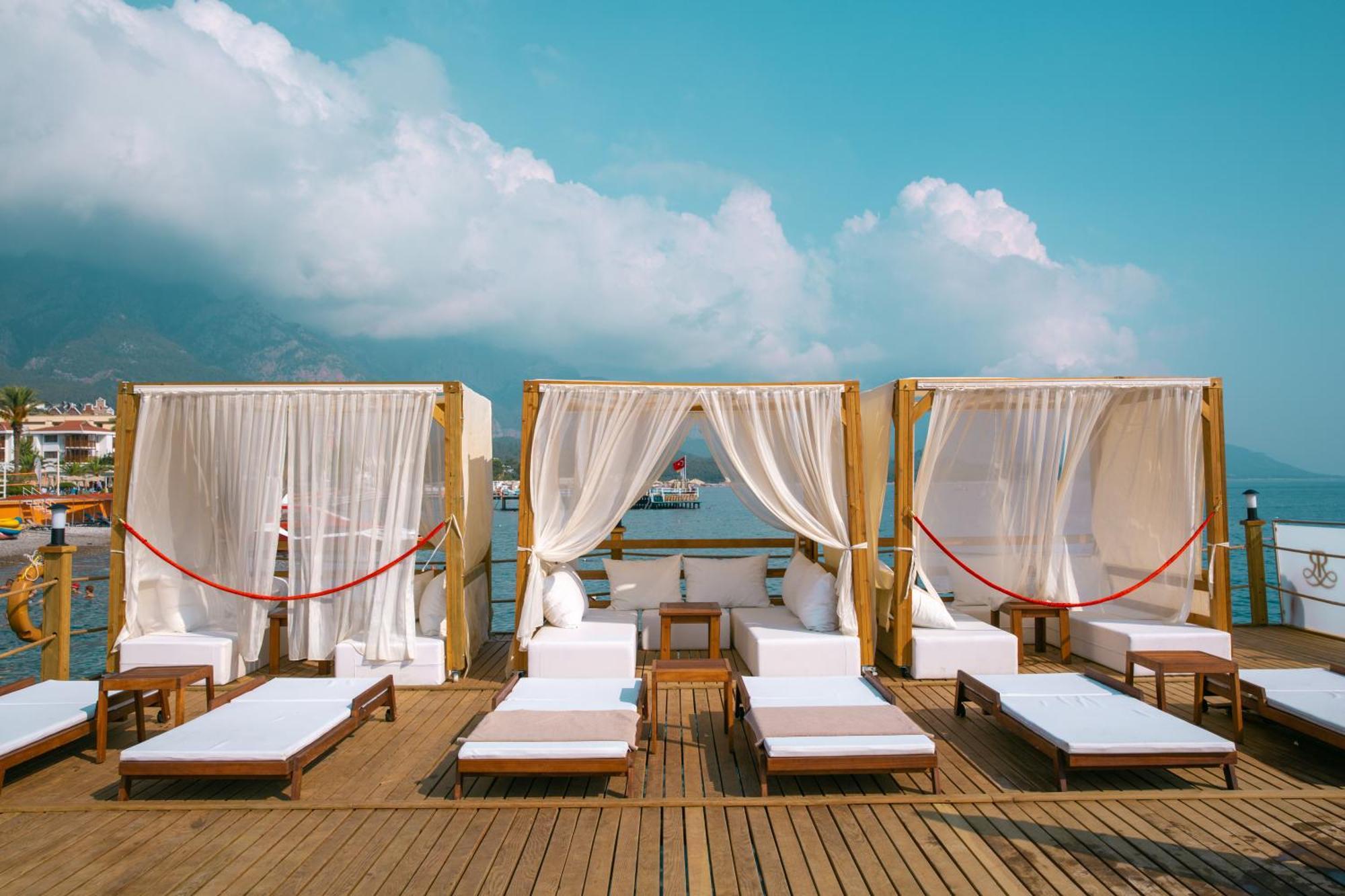 Rox Resort