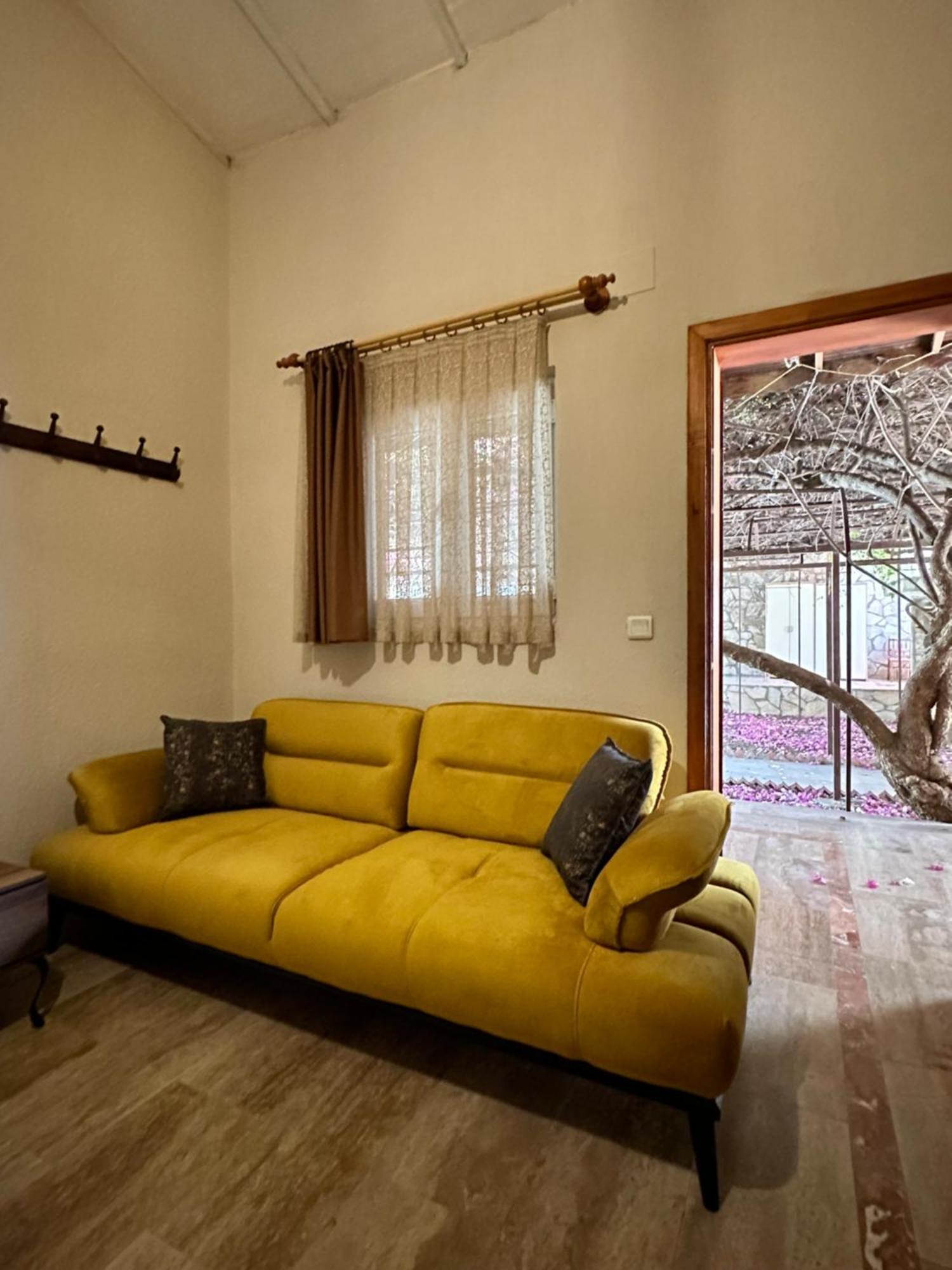 Bahaus Hotel