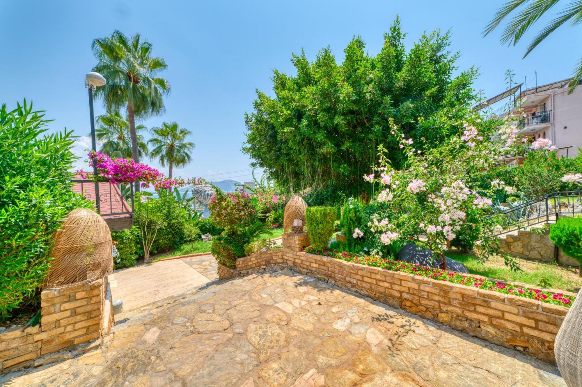 Illusion Clubhotel Only Adult 3* Alanya