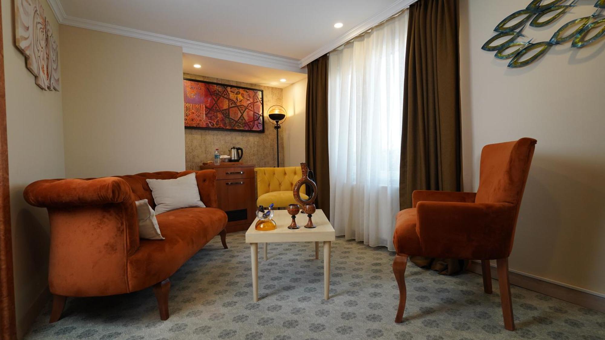 Tuzla Garden & Hotel 4*