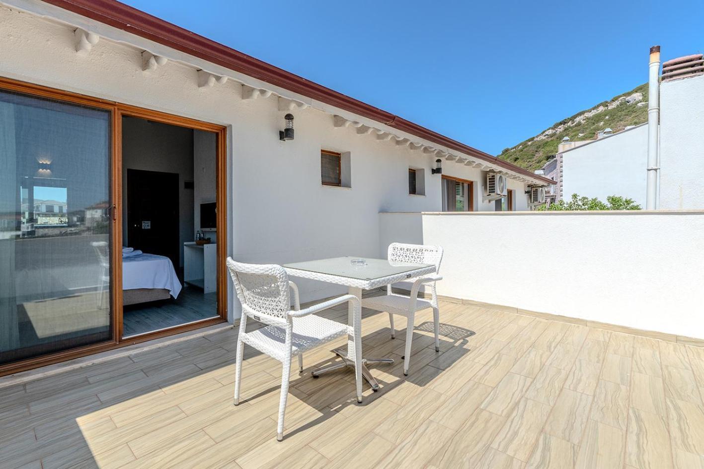 Bed & Breakfast Rota *