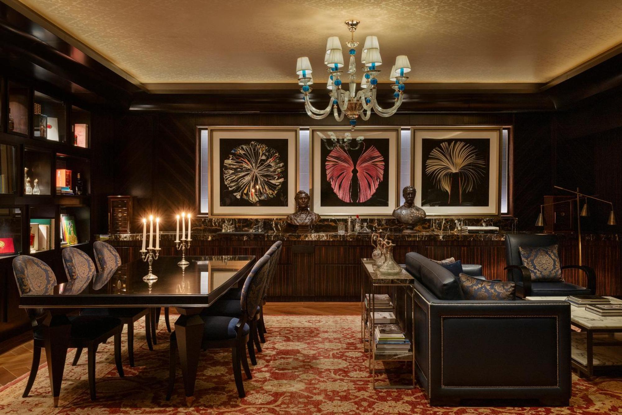 Hotel Raffles 5*