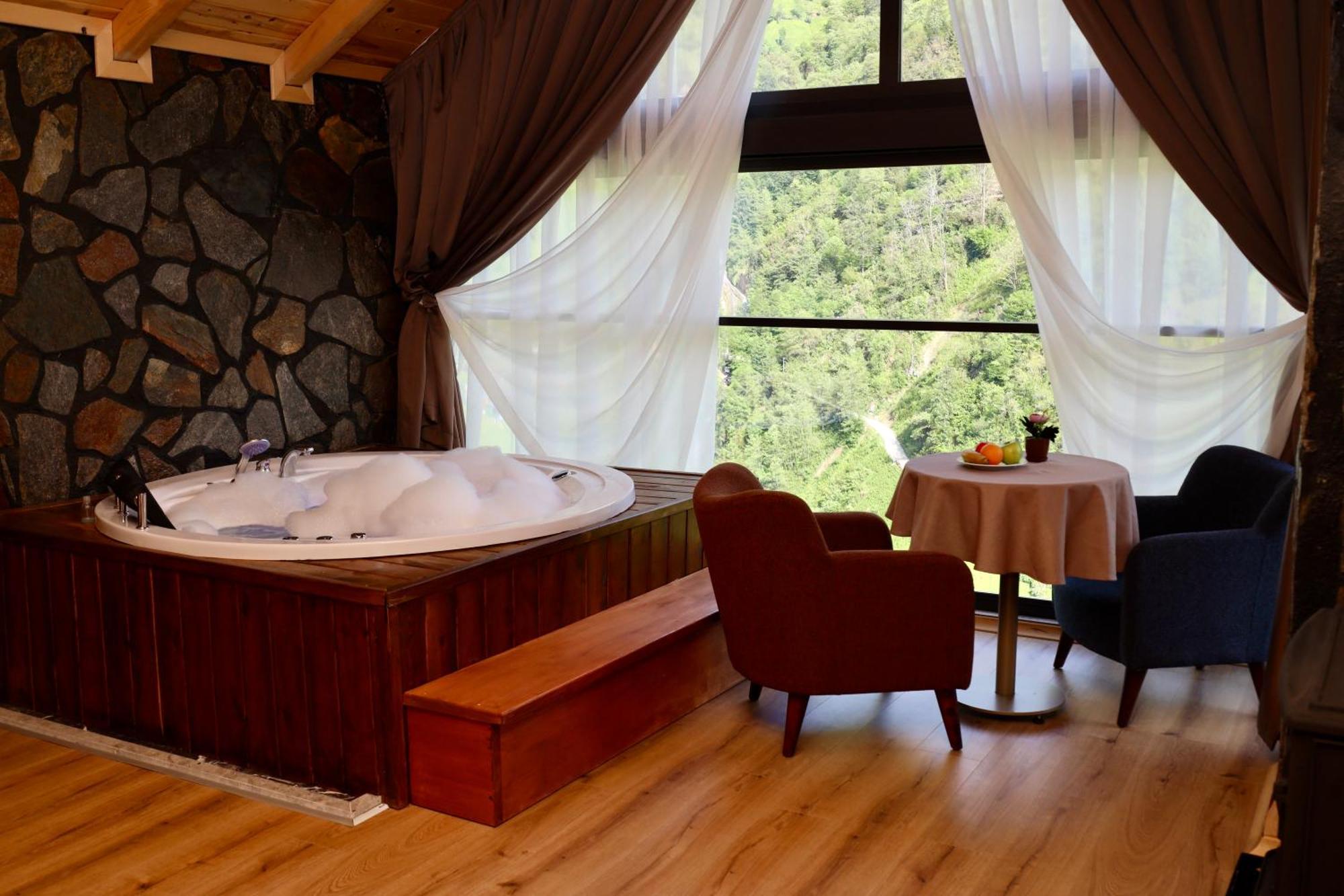 Hotel Yamacda Camlihemsin