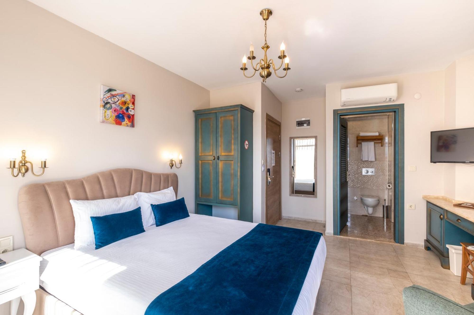 Marine Hotel 3*
