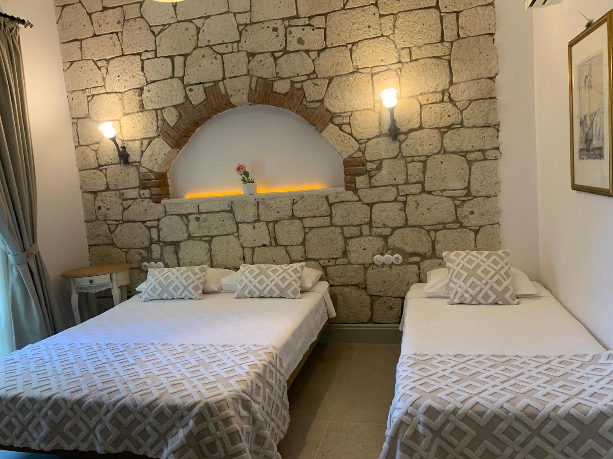 Yuga Hotel