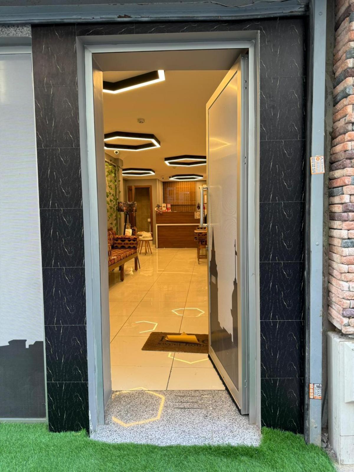 Tavra 2* Istanbul