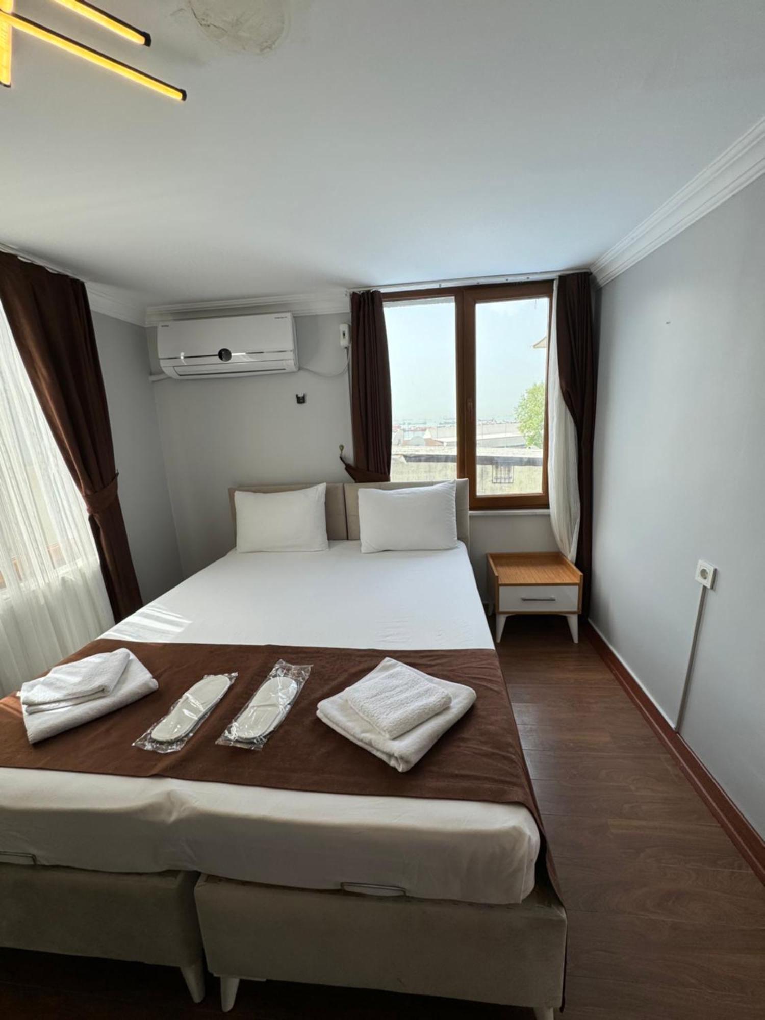 Tavra Hotel 2*