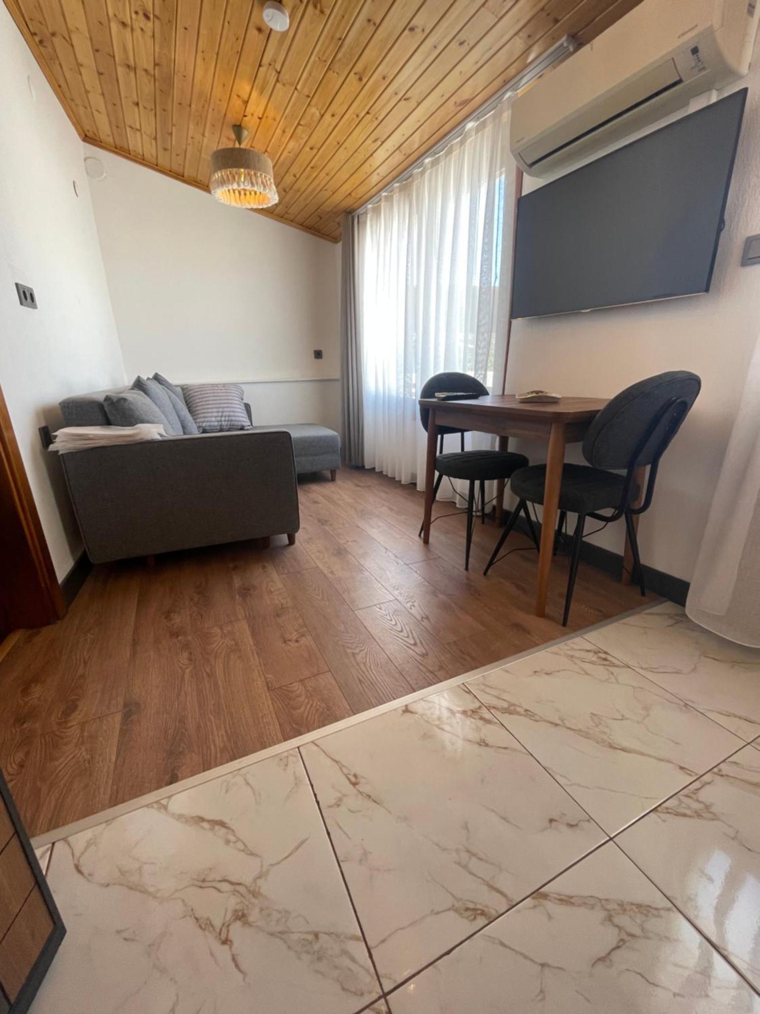 Apartment Yenice *