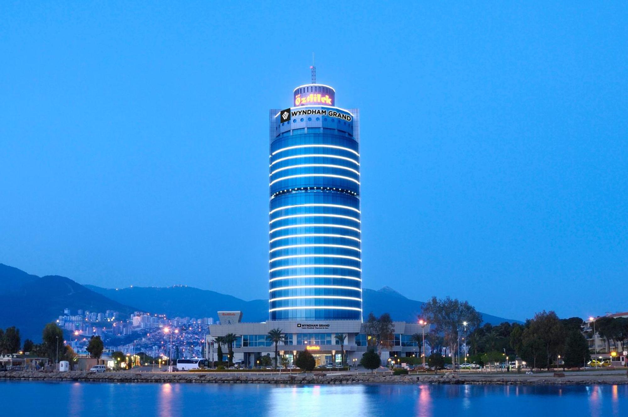 Wyndham Grand Ozdilek Thermal & Hotel 5*