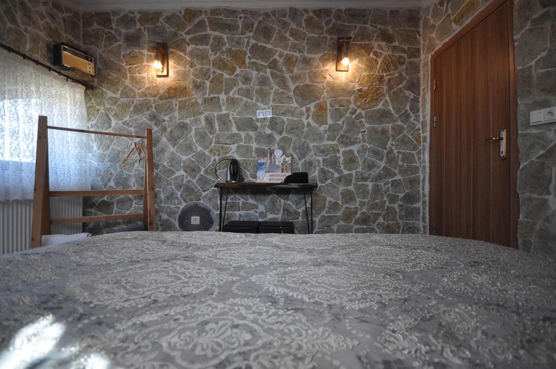 Uchisarstonehouse Hotel