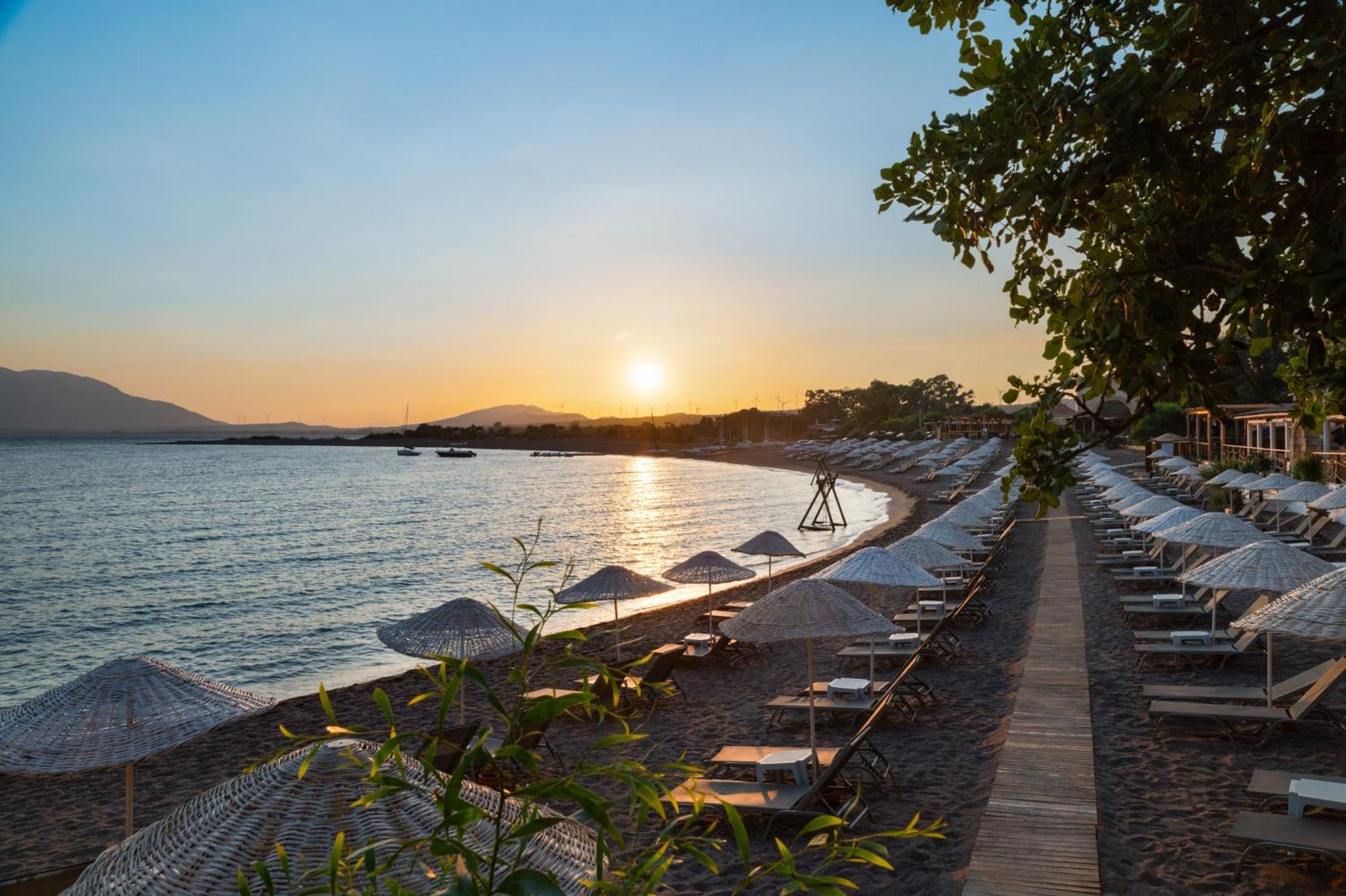Hotel Wyndham Perili Bay 5*