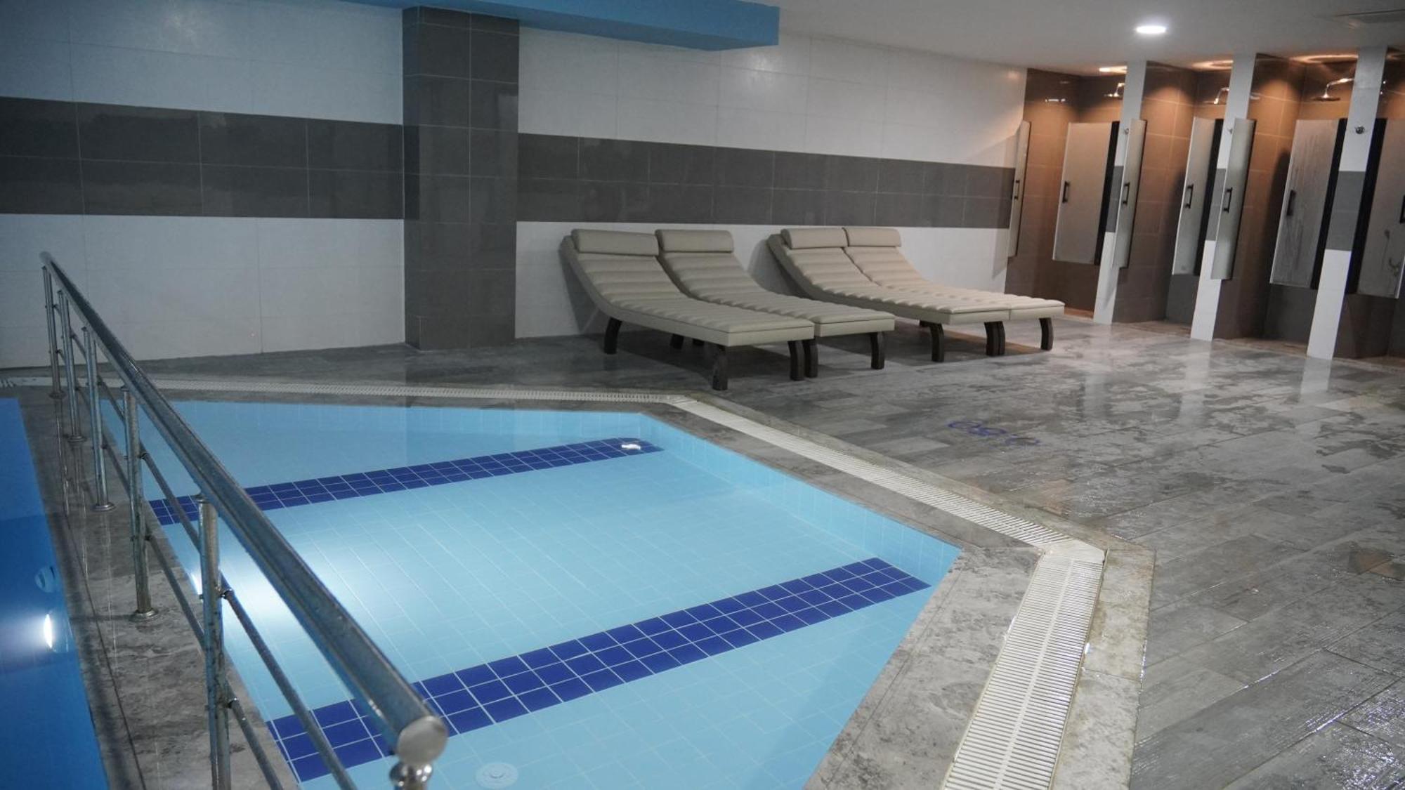 Hotel Ramada Plaza By Wyndham *