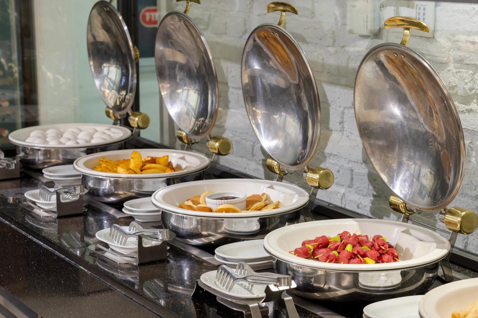 Hotel Limak Ambassadore 4*