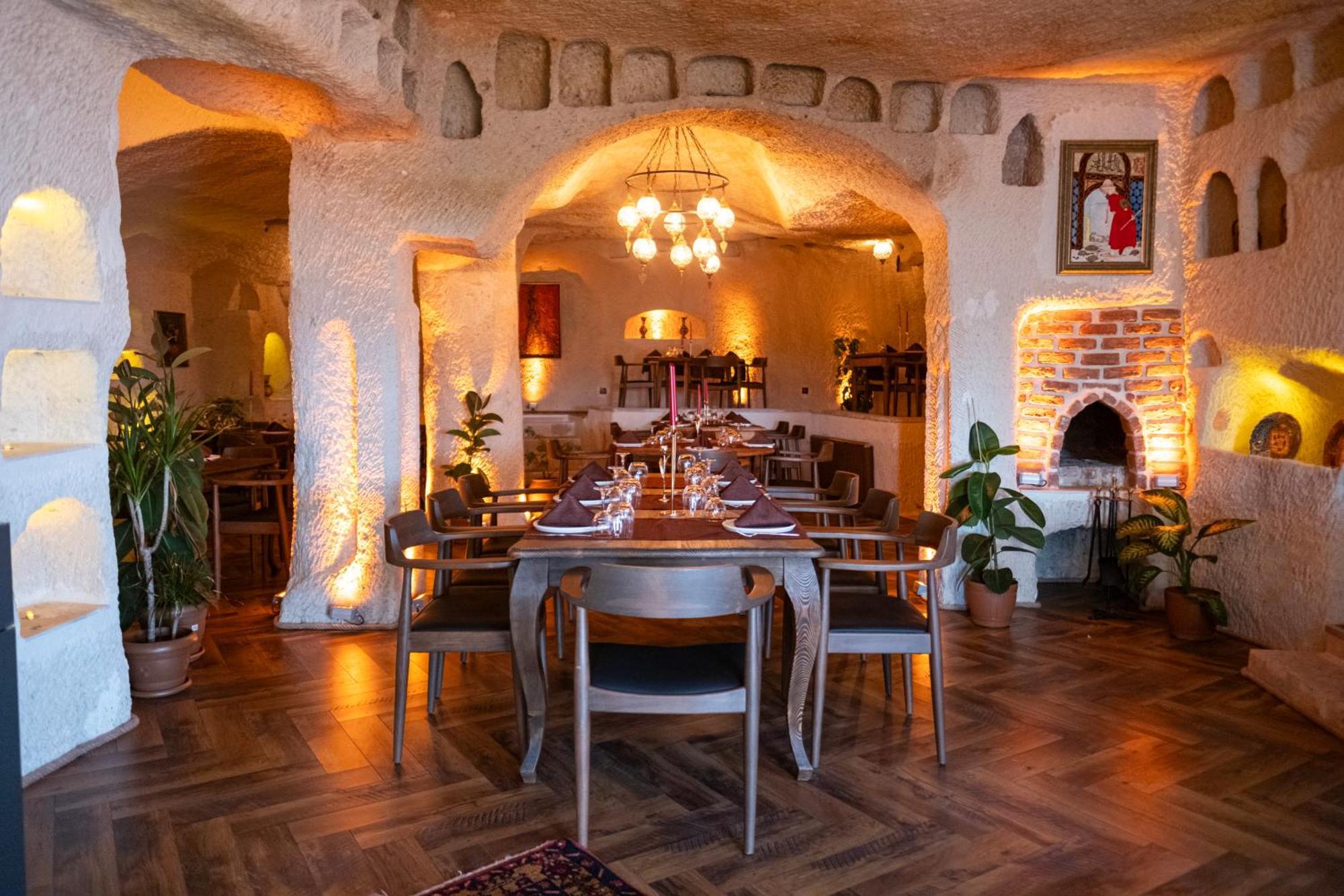 Evi Cave 4* Urgup