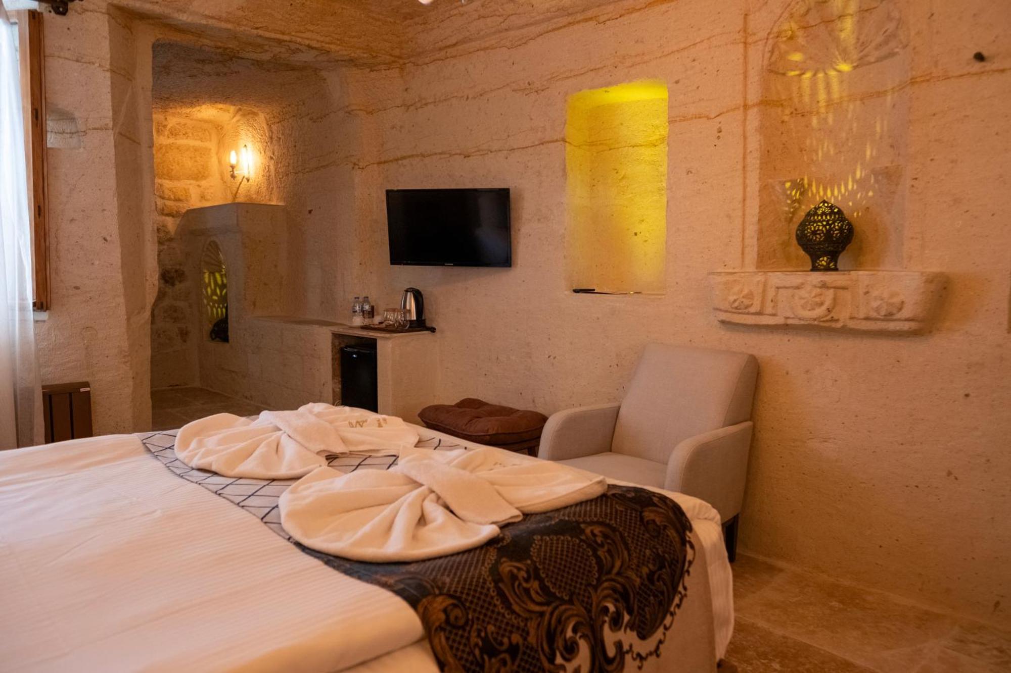 Evi Cave Hotel