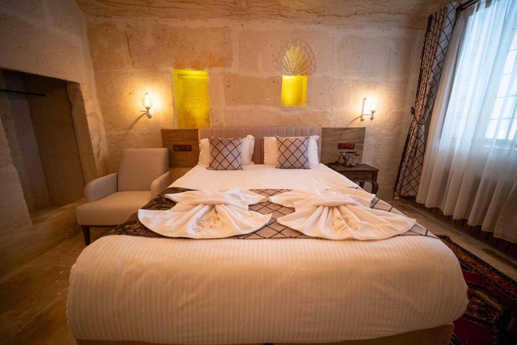 Evi Cave Hotel 4*
