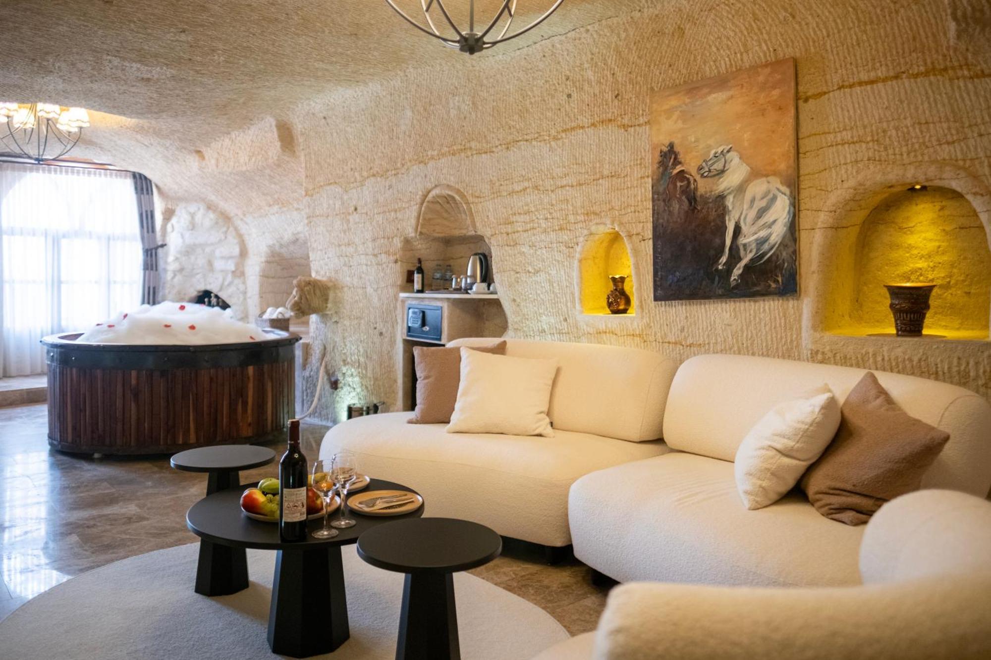 Evi Cave Hotel