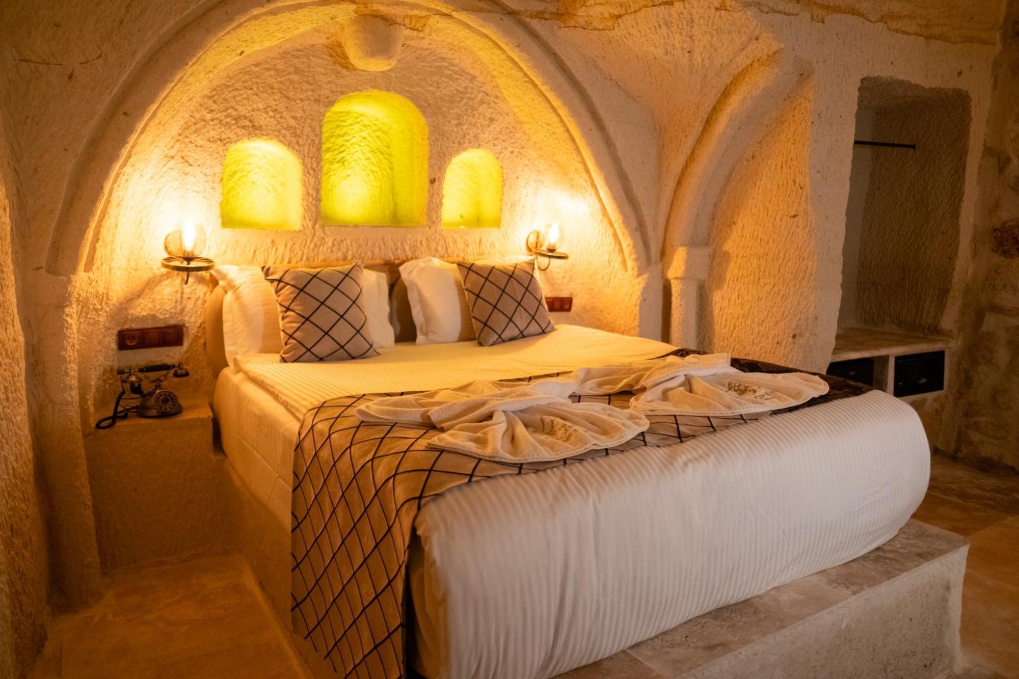 Hotel Evi Cave