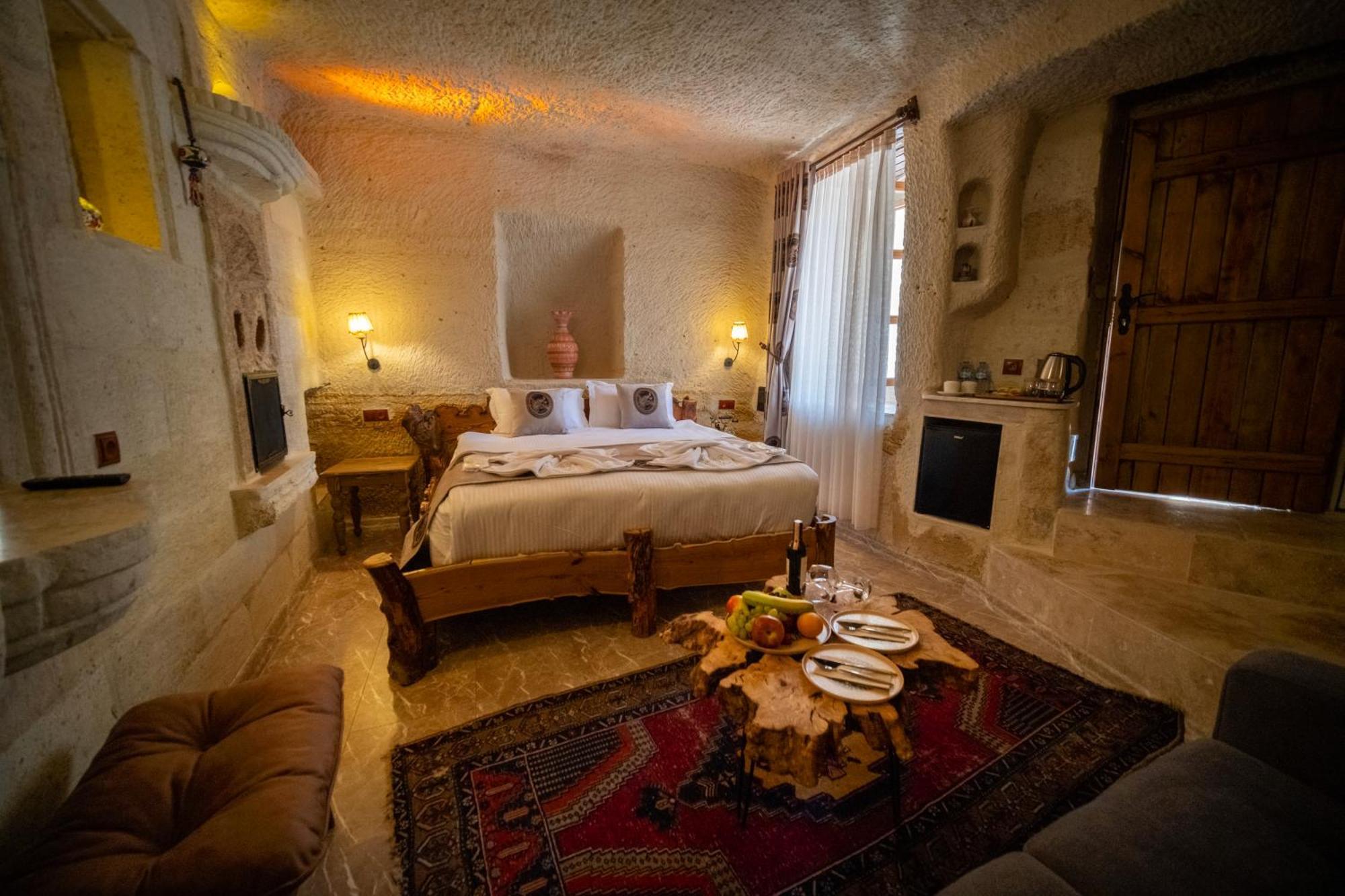 Evi Cave Hotel