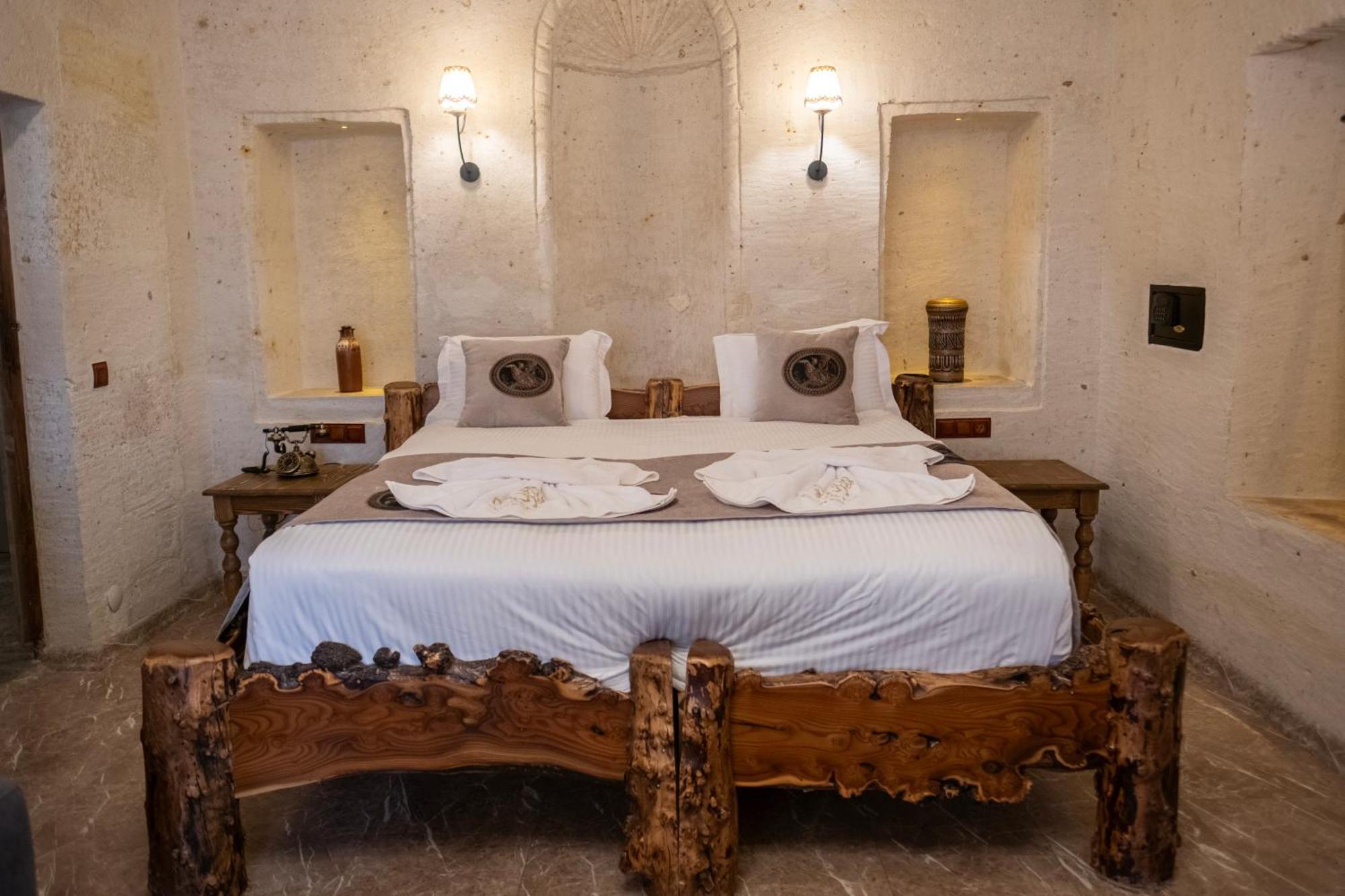 Hotel Evi Cave