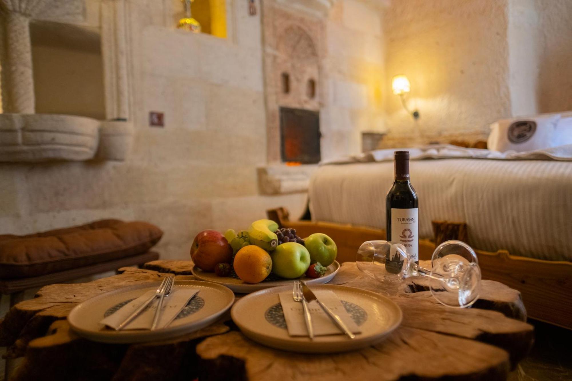 Hotel Evi Cave 4*