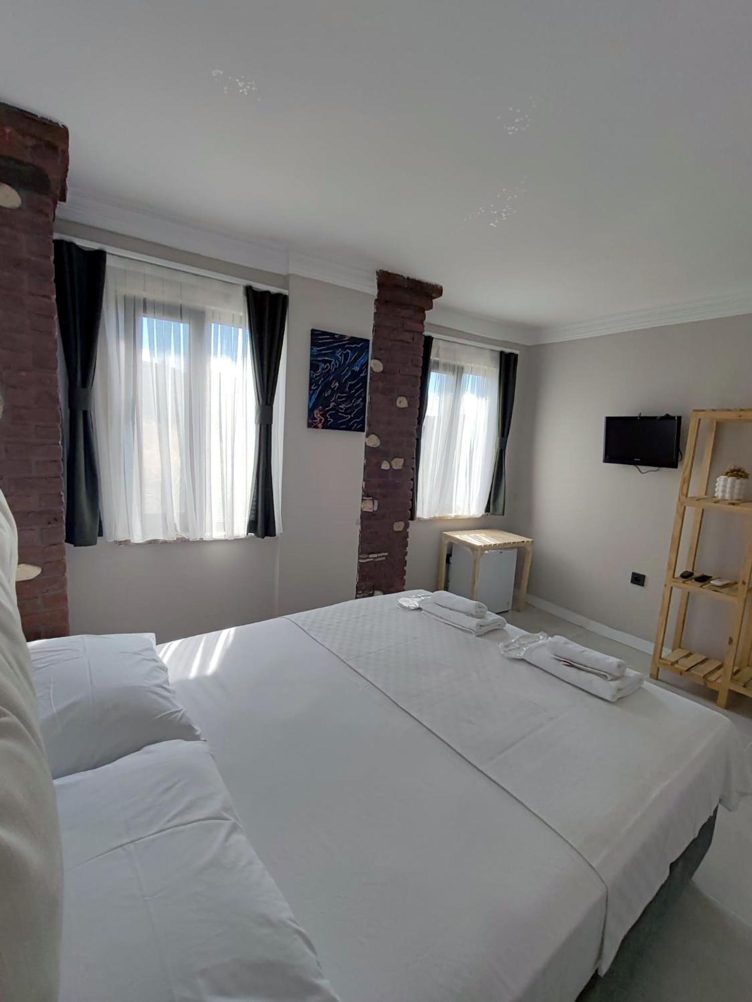 Aim Hotel