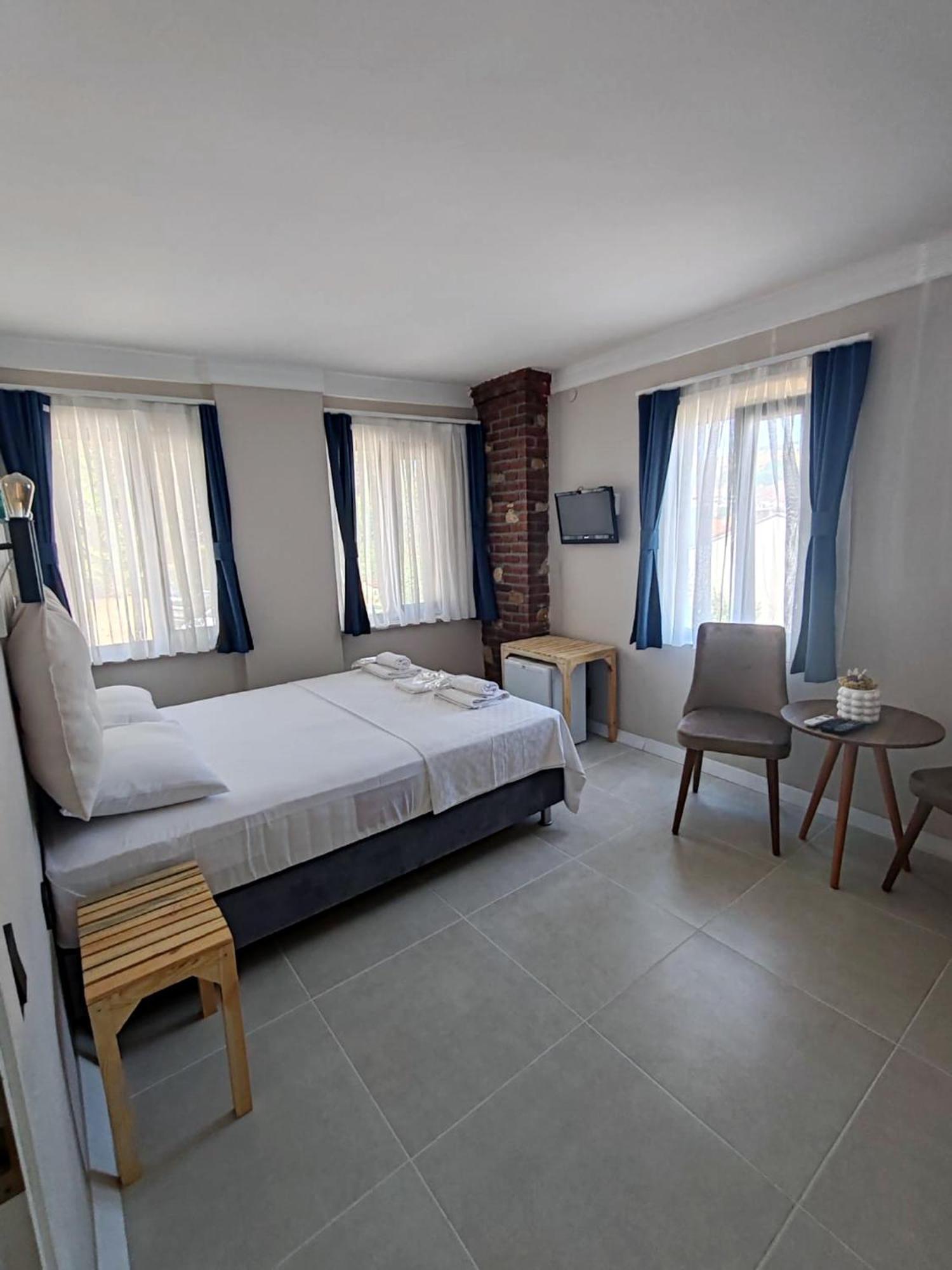 Aim Hotel