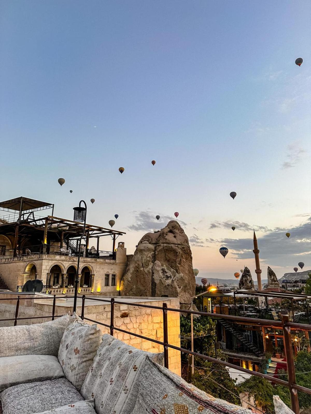 Escape Cave Hotel