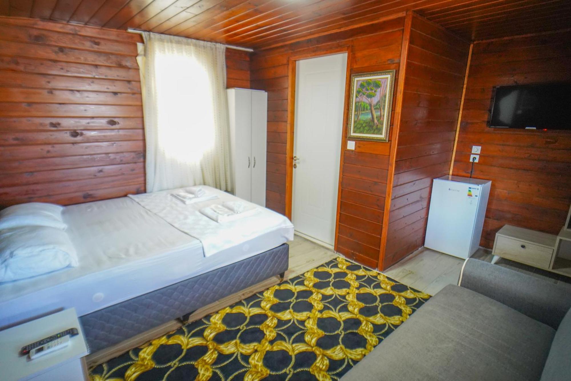 Bu Aparthotel
