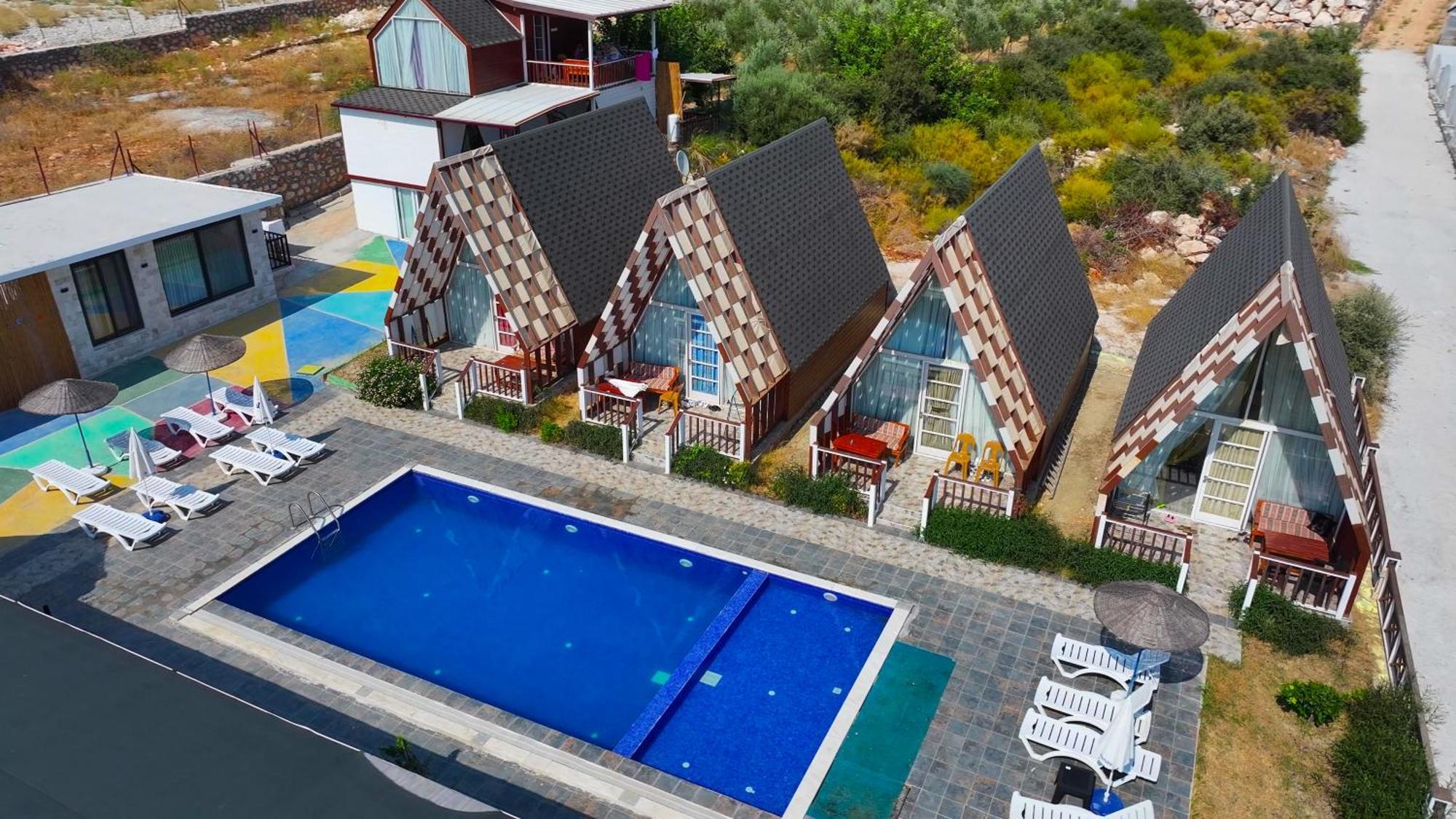 Bu Aparthotel *