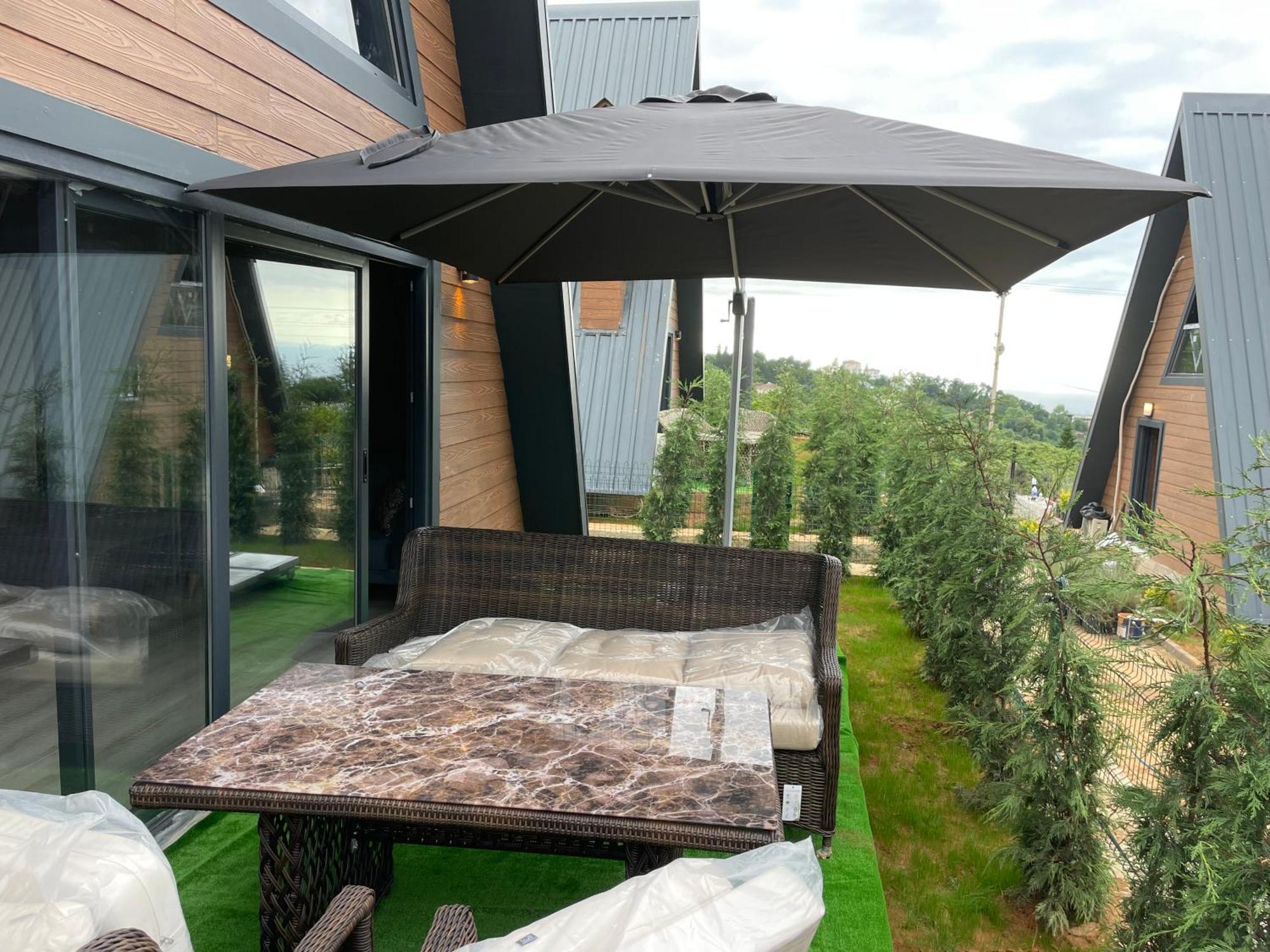 Ganita Travel Hotel