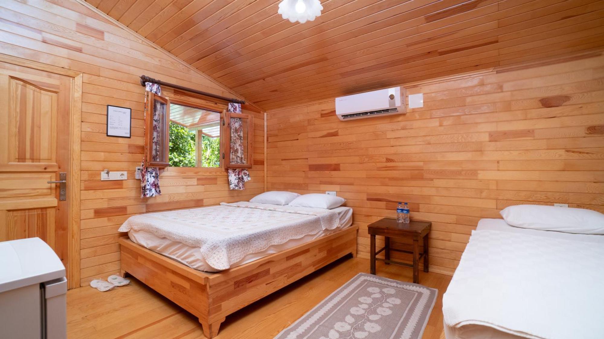 Lemon Garden Bed & Breakfast 2*