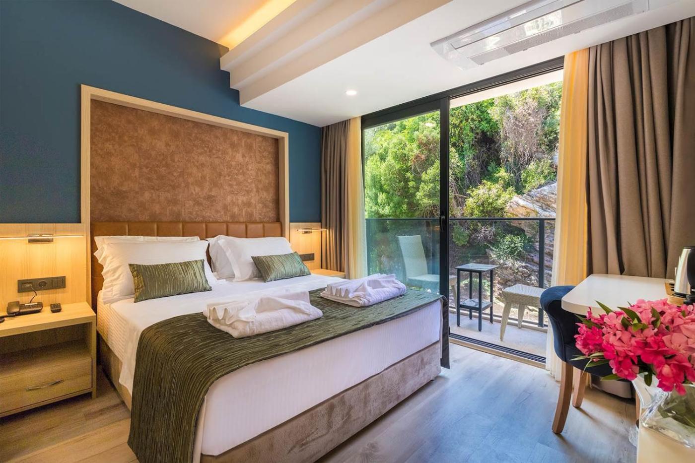 Amossia Elite Boutique Hotel 2*