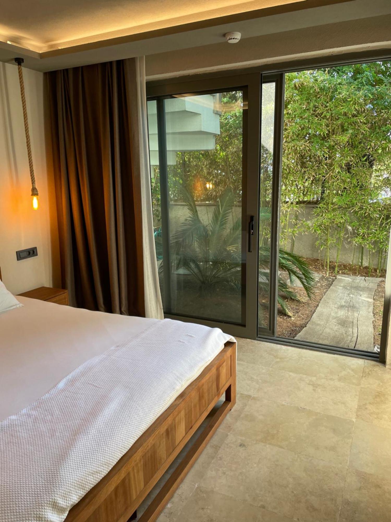 Life Butiq Hotel *