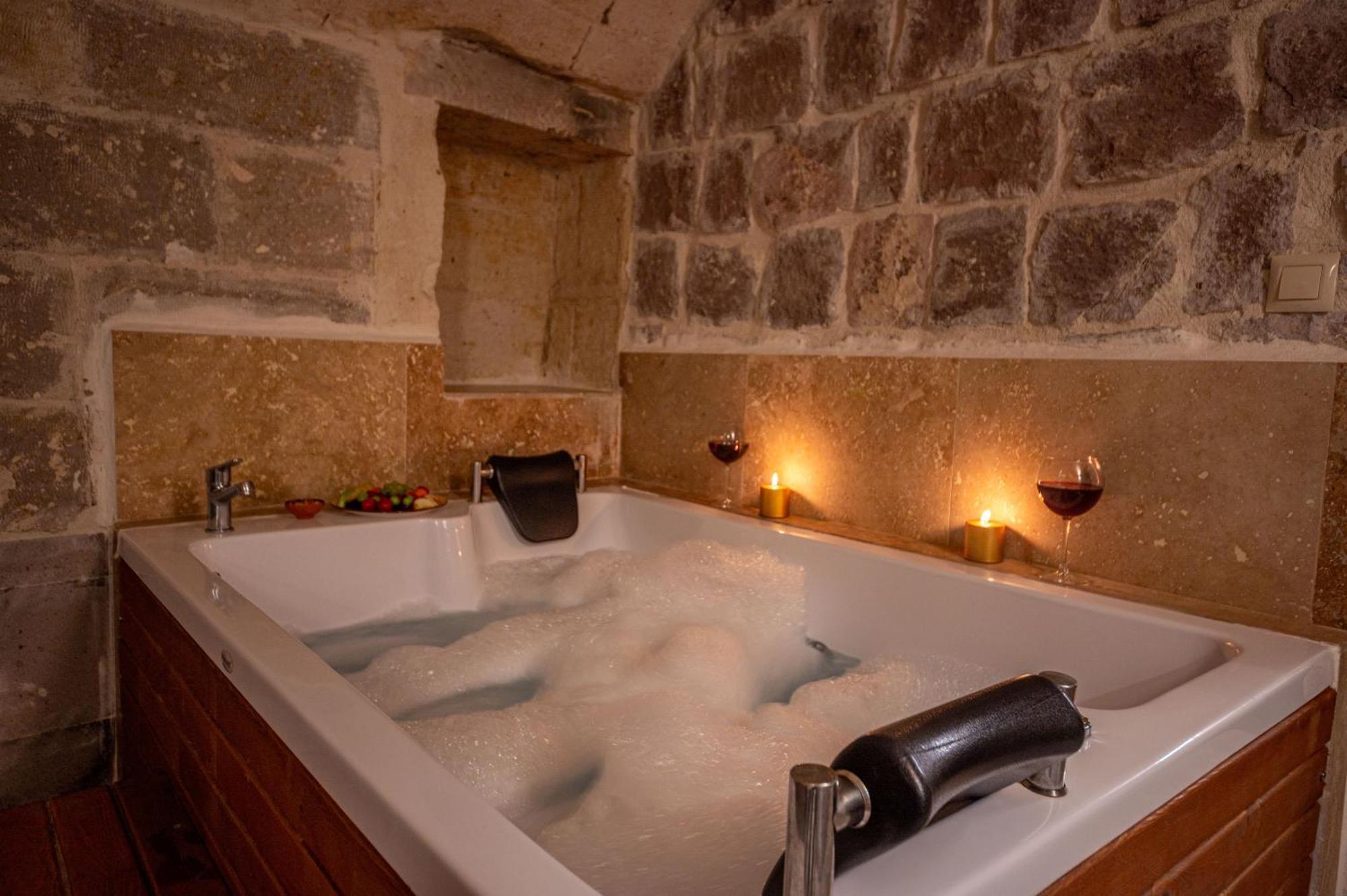 Hotel Kapalos Cave