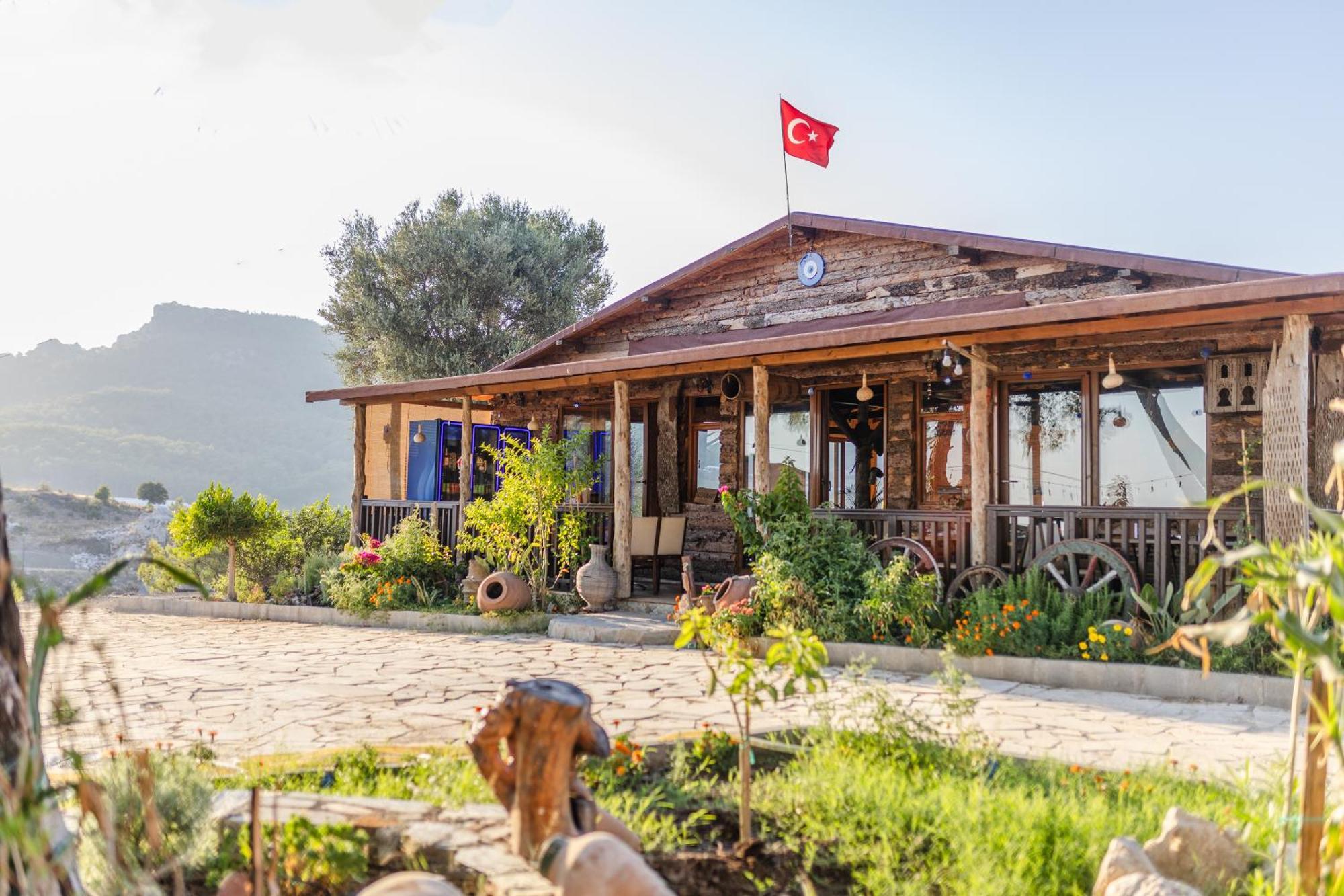 Hotel Kadir's Eco Life