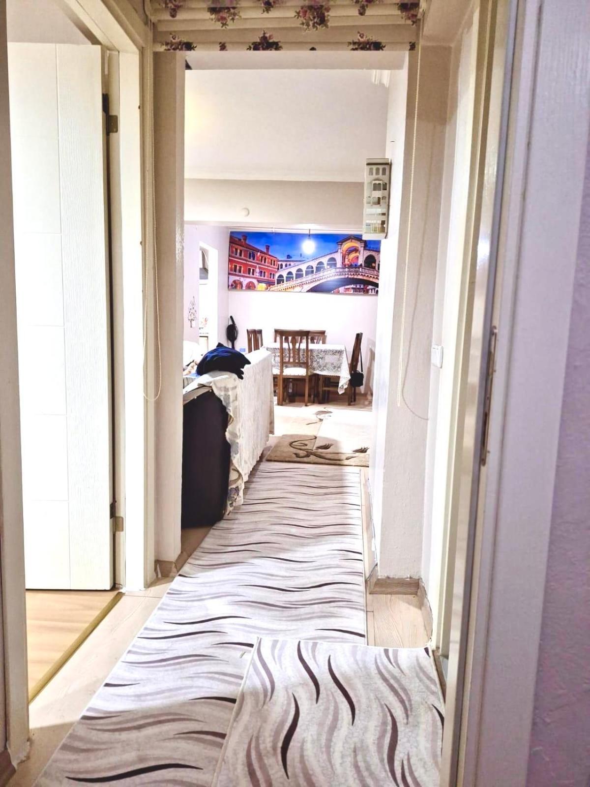 Barbie - Girls Only Bed & Breakfast Istanbul