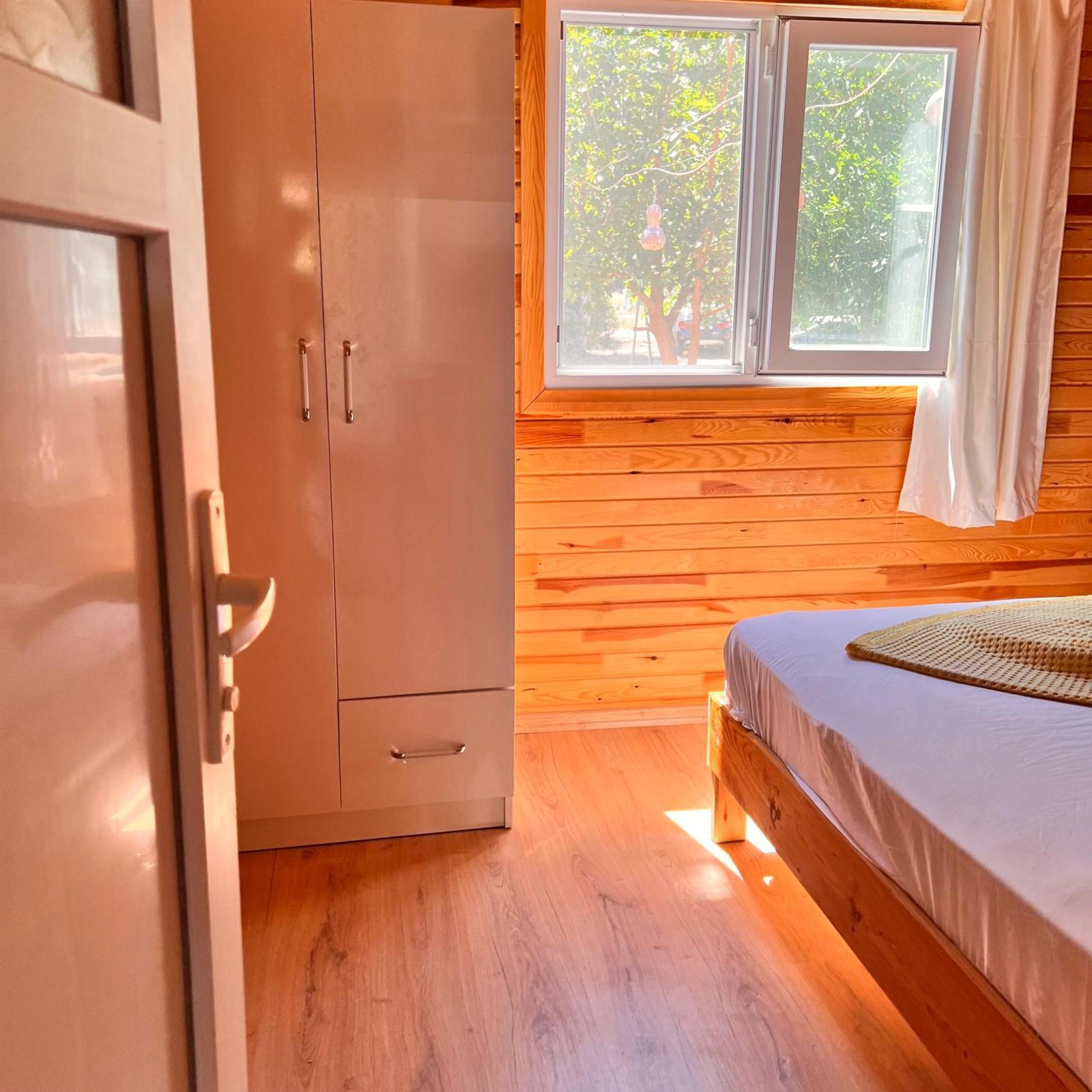 Aparthotel Parlak Evleri *