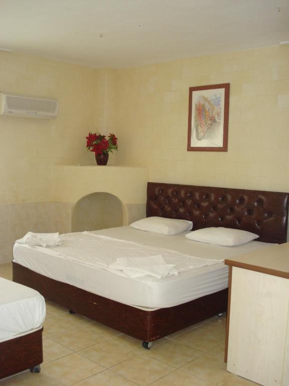 Hotel Mithat 2*