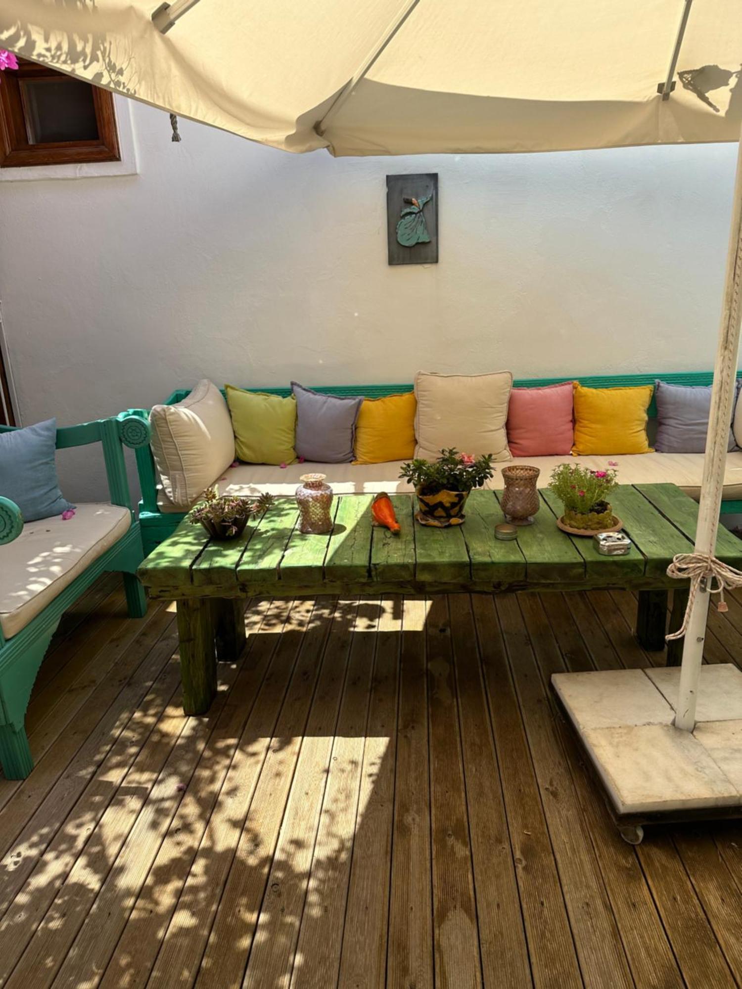 The White House Kalkan