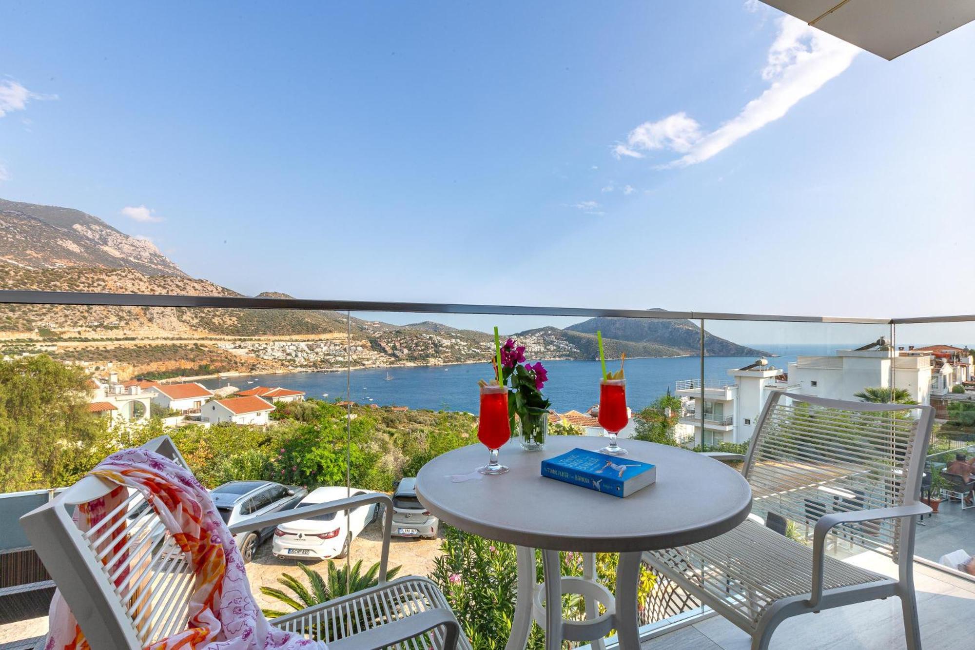 Rhapsody & (adults Only) Kalkan