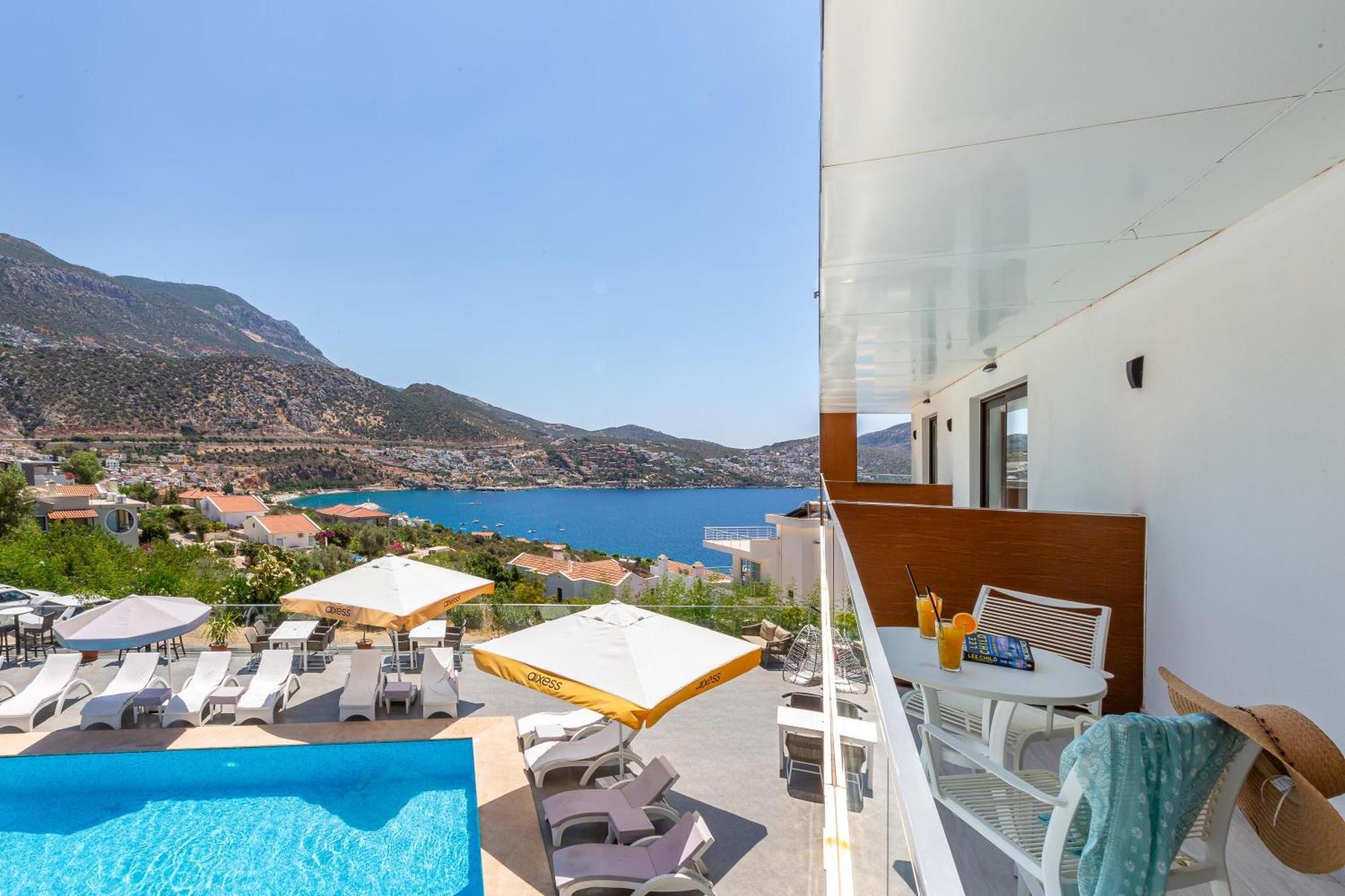 Rhapsody & (adults Only) Hotel 3*