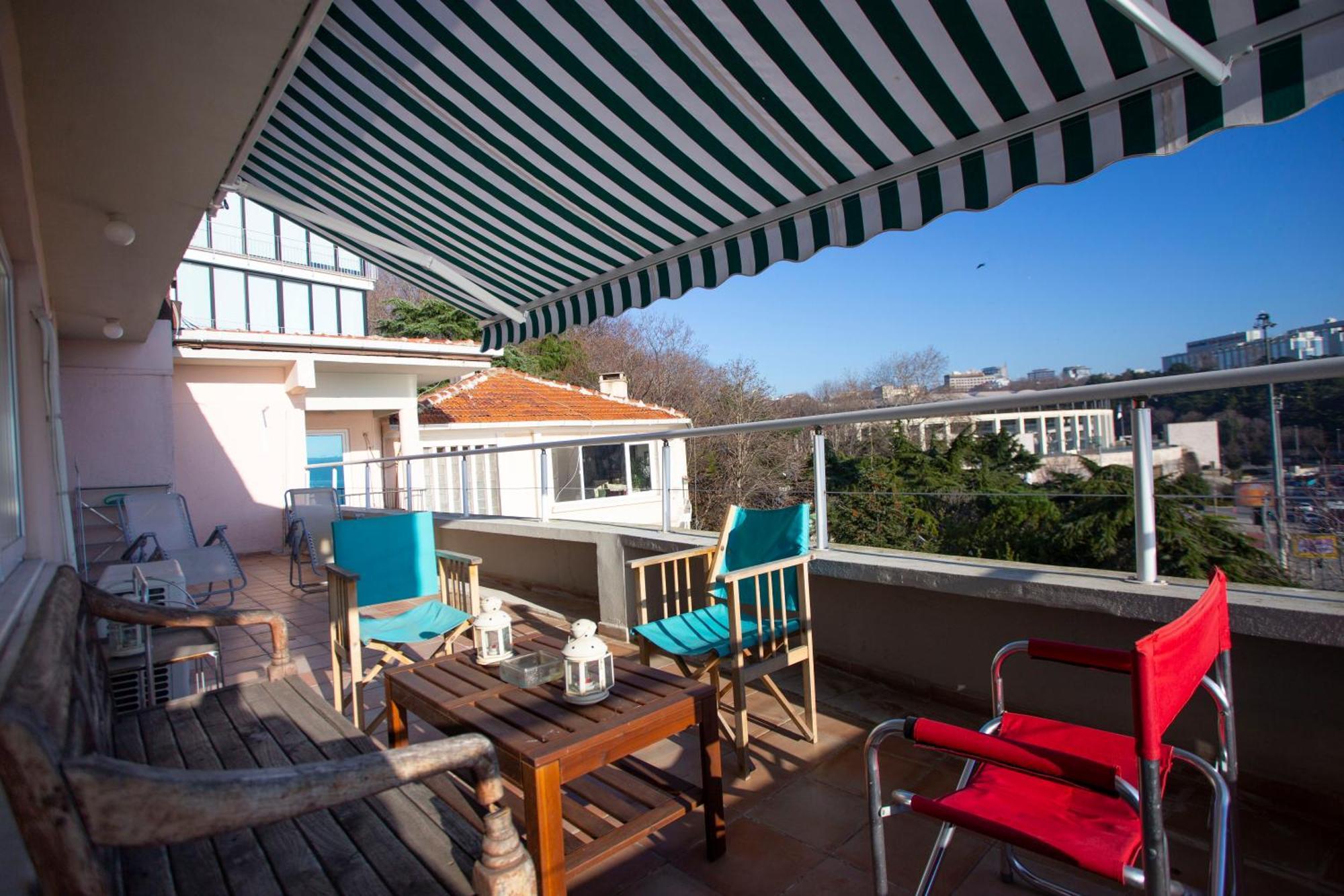 Waterfront Penthouse With A Stunning View Apartment *