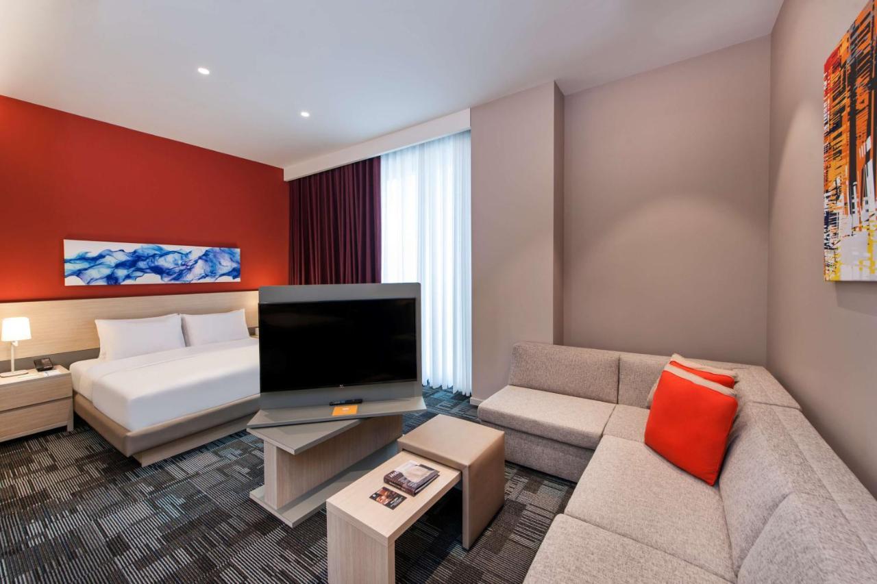 Hyatt House Hotel 4*