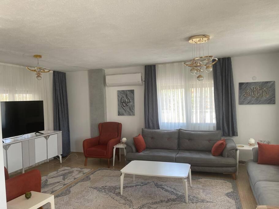Villa White House Candarli
