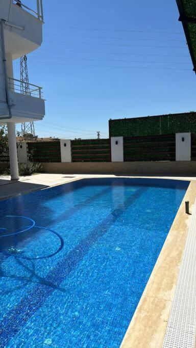 Villa White House *