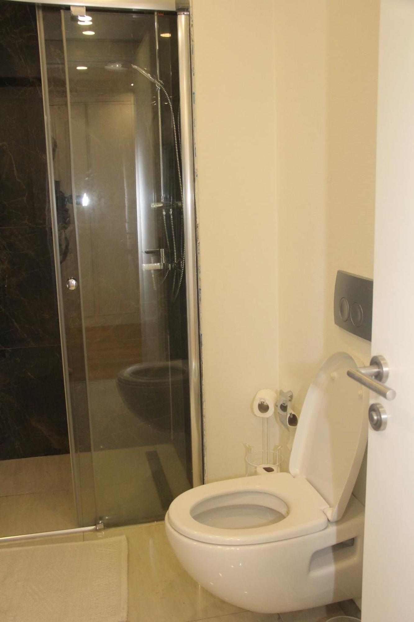 Lovely One Bedroom Appartment-530 Apartment